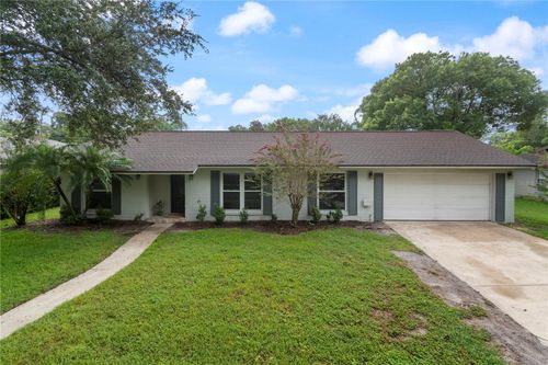 617 Newport Ave, ALTAMONTE SPRINGS, FL, 32701-6331 | Card Image