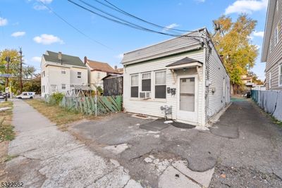 101 Madison Ave, House other with 2 bedrooms, 2 bathrooms and null parking in Paterson NJ | Image 2