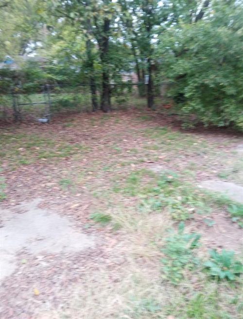 43 G St Ne, Ardmore, OK, 73401-7919 | Card Image