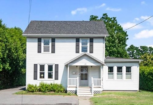 138 Hinesburg Rd, South Burlington, VT, 05403-6563 | Card Image
