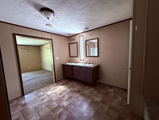 1069 Lucas Ridge Ln, House other with 4 bedrooms, 2 bathrooms and null parking in Waverly TN | Image 12