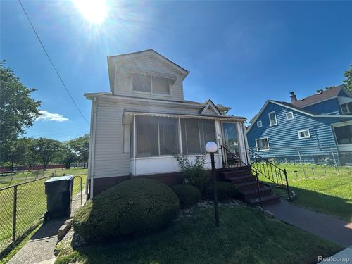 221 Campbell St, River Rouge, MI, 48218-1063 | Card Image