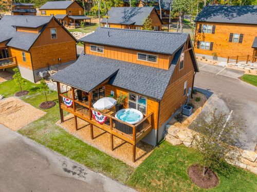 275 Short Creek Trl, Hollister, MO, 65672 | Card Image