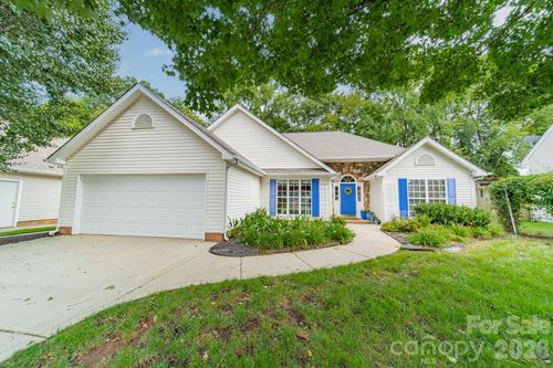 4956 Bentridge Dr Nw, Concord, NC, 28027-2826 | Card Image