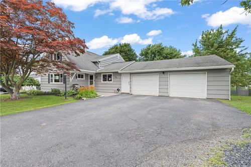 706 Paul Rd, Rochester, NY, 14624-4609 | Card Image