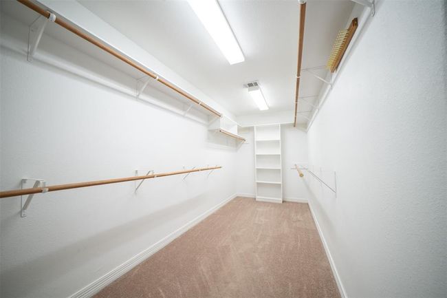 Primary closet | Image 18