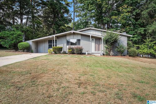 545 Edgecrest Cir, Birmingham, AL, 35209-5905 | Card Image