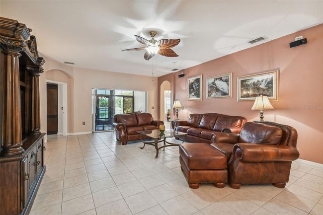 416 Davinci Pass, House other with 3 bedrooms, 2 bathrooms and null parking in POINCIANA FL | Image 12