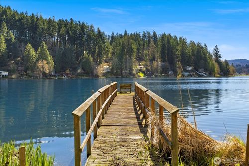 39201 Orville Rd E, Eatonville, WA, 98328-8395 | Card Image