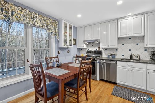 54-1925 Shepard Ave, Hamden, CT, 06518-1840 | Card Image