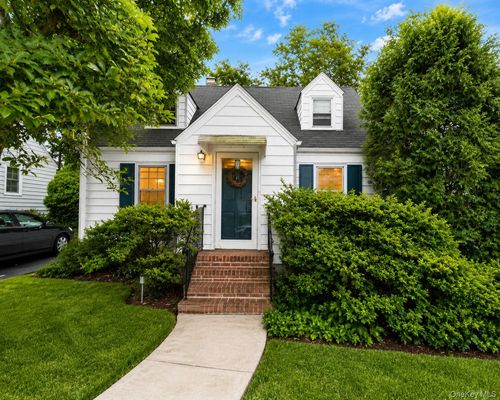 24 Maywood Ave, Port Chester, NY, 10573-2402 | Card Image