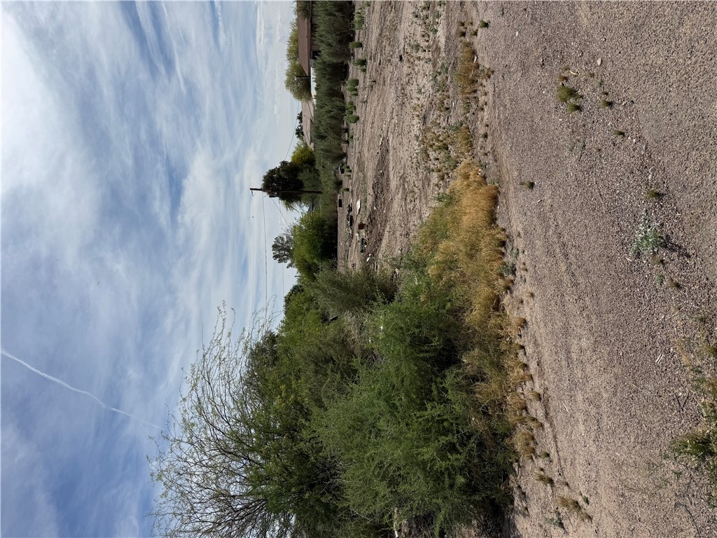 Land in Mohave Valley
