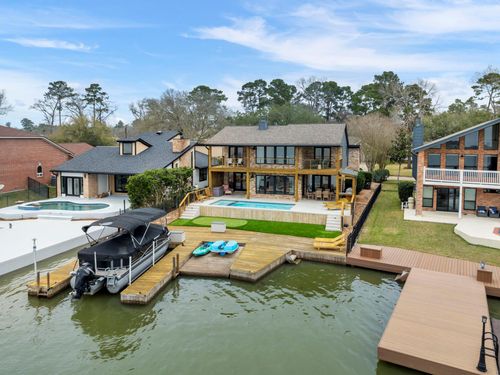 53 La Costa Dr, Montgomery, TX, 77356-5352 | Card Image