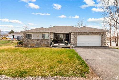 170 E 400 N, Mt Pleasant, UT, 84647-1203 | Card Image