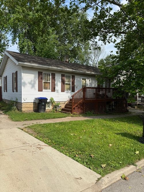 409 Catherine St, Bloomington, IL, 61701-3822 | Card Image
