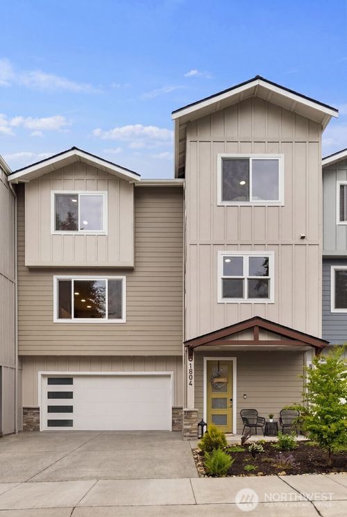 1804 25th St, Snohomish, WA, 98290-2166 | Card Image