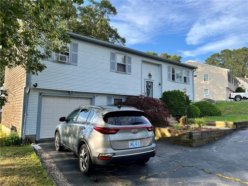 20 Camelia Dr, Cranston, RI, 02920-3413 | Card Image
