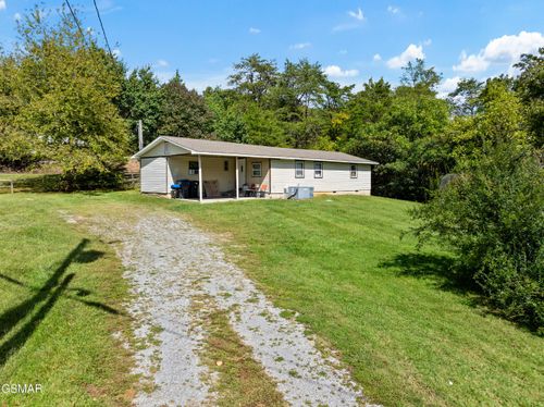 3129 Glenn Huskey Rd, Sevierville, TN, 37862-7546 | Card Image