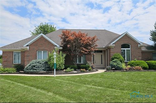 251 Saint Paul Drive, Fremont, OH, 43420 | Card Image