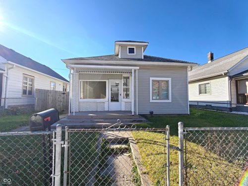 332 Walcott St, Indianapolis, IN, 46201-4067 | Card Image