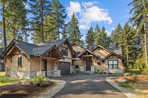 261 Farmhouse Way, Cle Elum, WA, 98922-6050 | Card Image