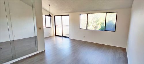 1142-18126 W Sundowner Way, Canyon Country, CA, 91387 | Card Image