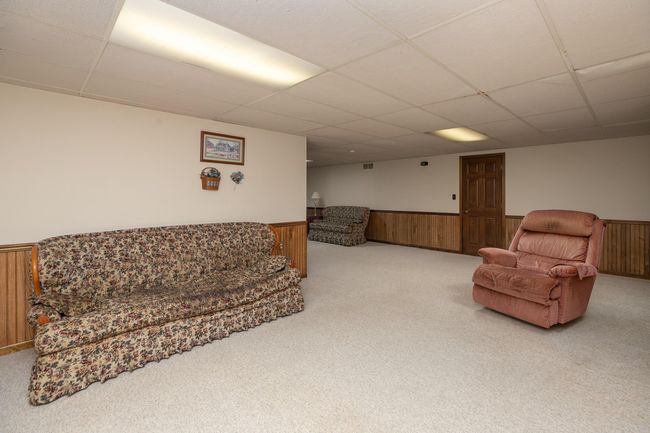 39-web-or-mls-39-Family Room.jpg | Image 52