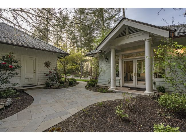 503 Quail Ln, House other with 3 bedrooms, 4 bathrooms and 3 parking in Grants Pass OR | Image 33