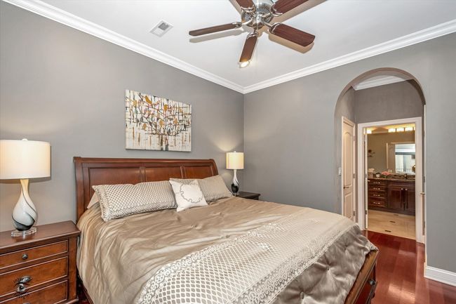 APT-3W - 913 W Belle Plaine Ave, Home with 2 bedrooms, 2 bathrooms and 1 parking in CHICAGO IL | Image 13