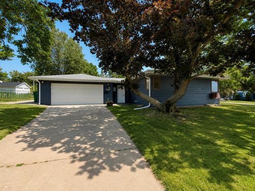 515 Nw 6th St, Grand Rapids, MN, 55744-2519 | Card Image