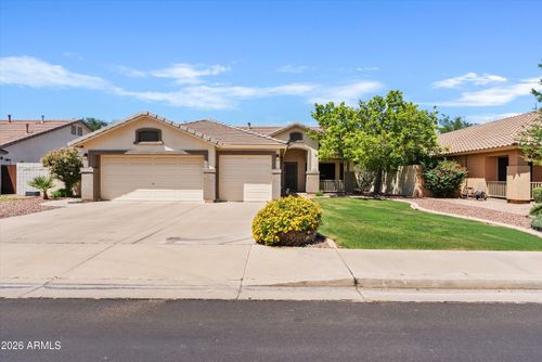 2250 S Southwind Dr, Gilbert, AZ, 85295-5463 | Card Image