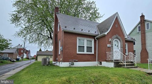 436 E 12th St, NORTHAMPTON, PA, 18067-1745 | Card Image
