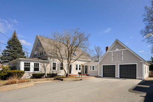 500-498-500 Main St, Hingham, MA, 02043-4706 | Card Image