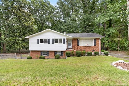 930 Shannon Dr, Fayetteville, NC, 28303-3978 | Card Image