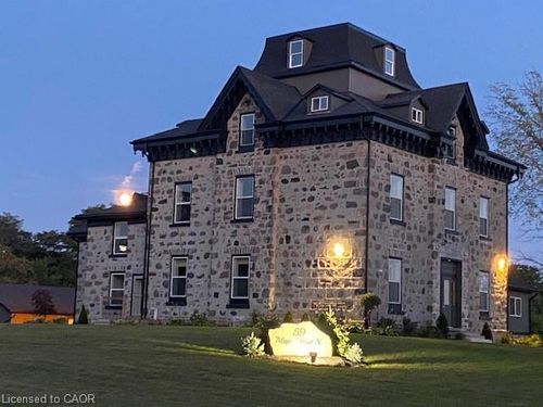 {{alt}} | Card Image