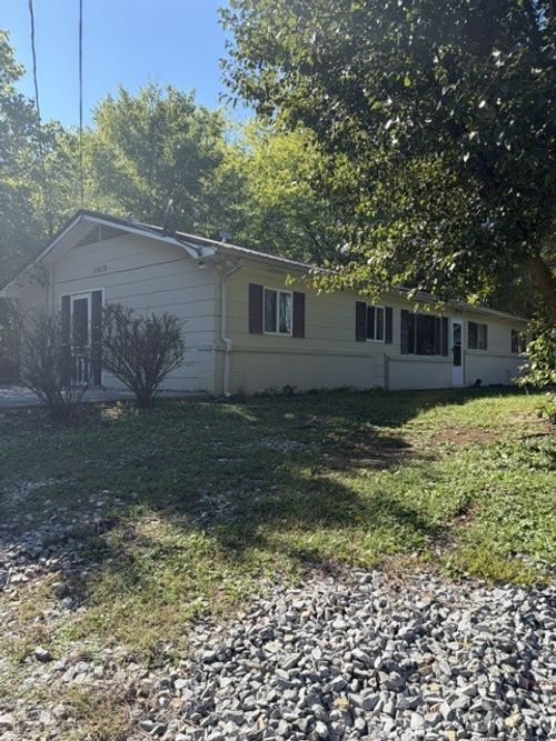 2020 Pickens St Se, Cleveland, TN, 37323 | Card Image
