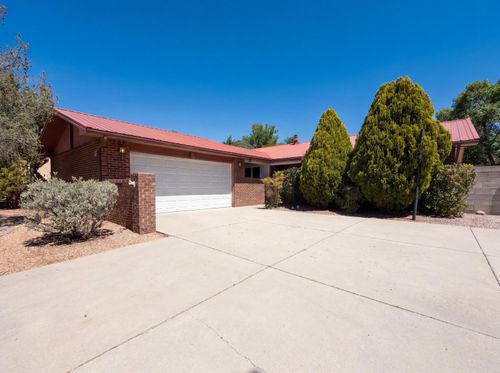 8804 Pony Express Trail Ne, Albuquerque, NM, 87109 | Card Image