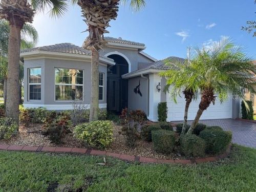 16057 Golden Lakes Dr, WIMAUMA, FL, 33598-5208 | Card Image