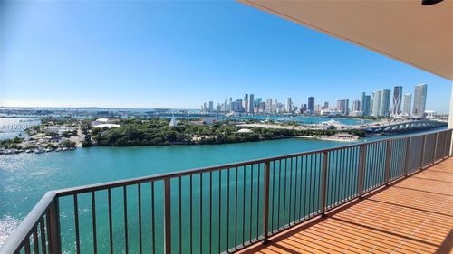 apt-1502-1000 Venetian Way, Miami Beach, FL, 33139-1009 | Card Image