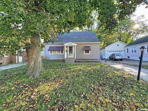 2130 10th St, East Moline, IL, 61244-2541 | Card Image