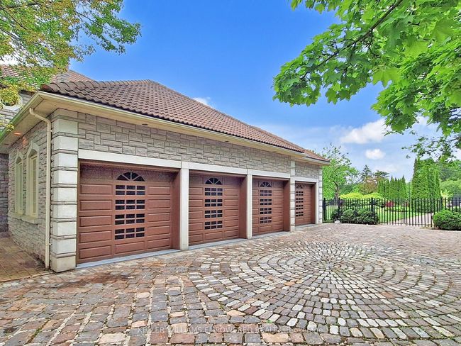 25 Quail Run Blvd, House other with 4 bedrooms, 7 bathrooms and 15 parking in Maple ON | Image 4