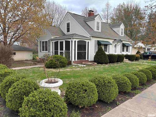 111 N 6th St, Dahlgren, IL, 62828-4003 | Card Image