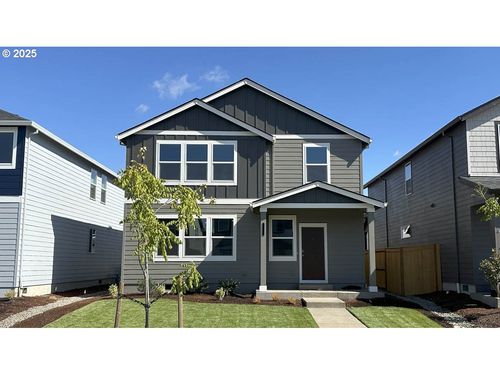 2775 Mallard Ln, Woodburn, OR, 97071-6067 | Card Image