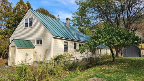 45 Chase St, Claremont, NH, 03743-3203 | Card Image