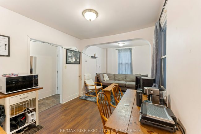 247 Queen St, Home with 5 bedrooms, 2 bathrooms and null parking in Kingston ON | Image 13