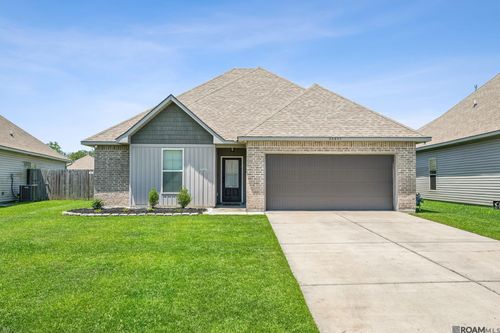 23359 Ruger Dr, Denham Springs, LA, 70726-7355 | Card Image