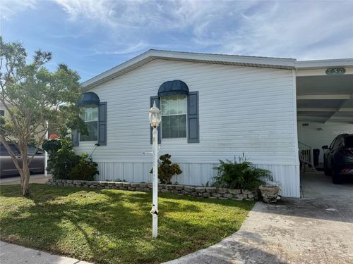 730 Gloriosa Dr, VENICE, FL, 34293-6979 | Card Image
