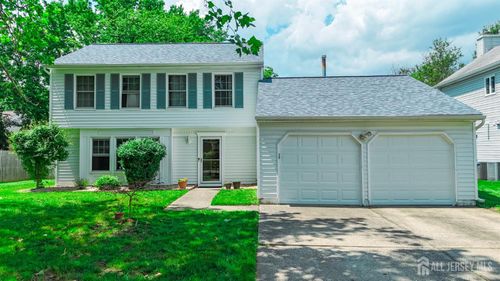 23 Boxwood Cir, Edison, NJ, 08820-1523 | Card Image