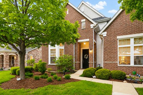 2630 Camberley Cir, Naperville, IL, 60564-5086 | Card Image