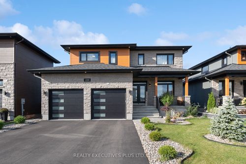 1299 Diamond St, Rockland, ON, K4K0M5 | Card Image